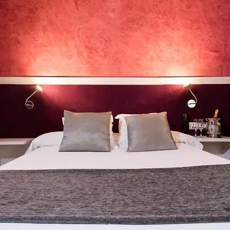 Consentido 3* Granollers