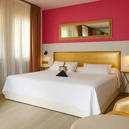 Consentido 3* Granollers